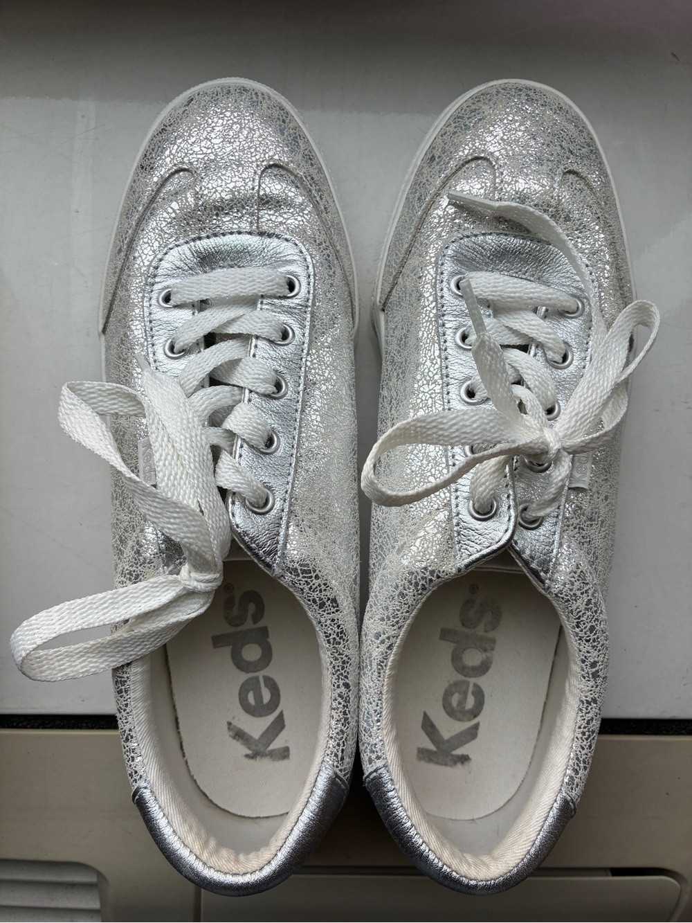 Keds Women's Jump Kick T-Toe Distressed Metallic Sneakers Size 10